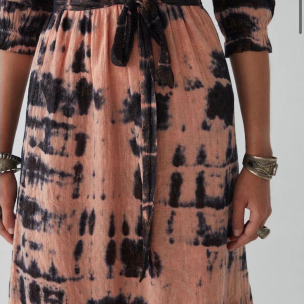 Tie-Dye Long Sleeve Maxi Dress in Blush and Black - Picture 4 of 10